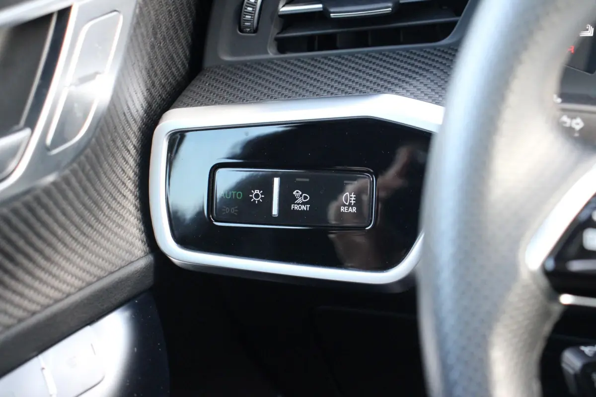 55 TFSIe 367pk quattro Pro Line S Competition | Elektr. Verstlb. Stoelen + Geheugen | Nachtzichtassistent | Adaptieve Cruise Control | Dodehoek Sensor