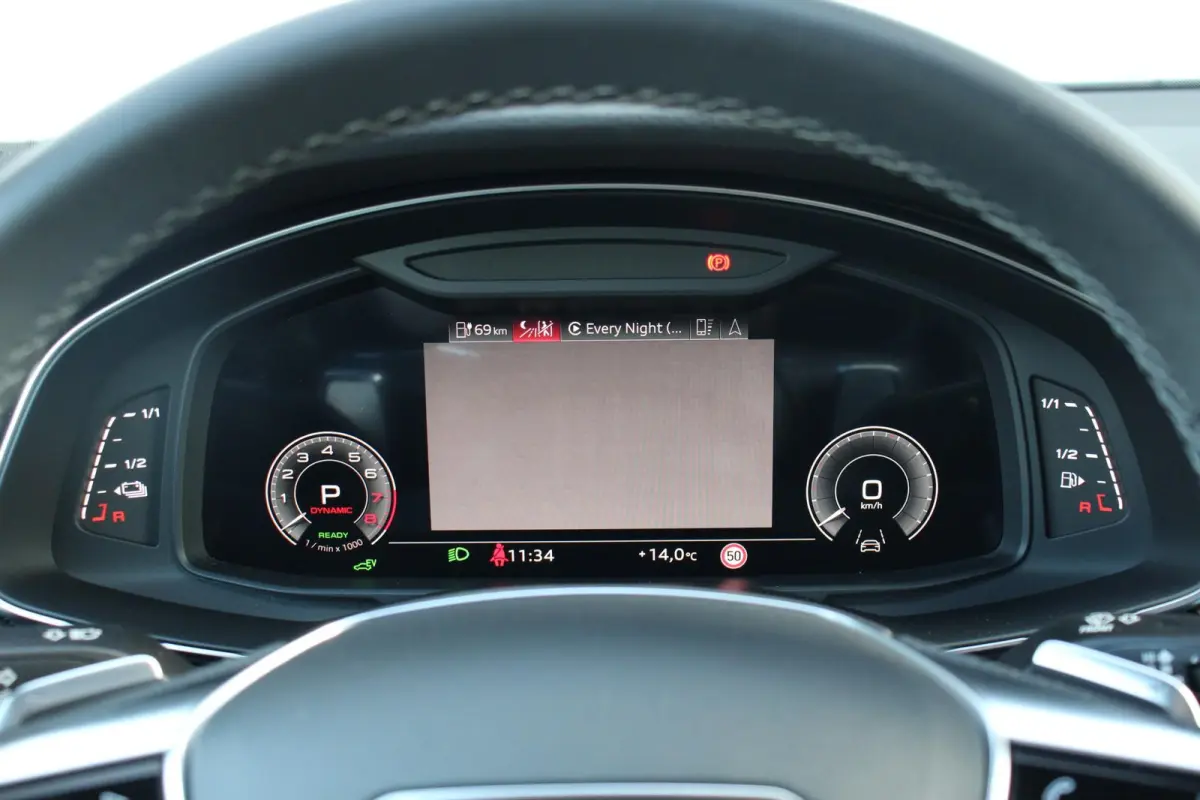 55 TFSIe 367pk quattro Pro Line S Competition | Elektr. Verstlb. Stoelen + Geheugen | Nachtzichtassistent | Adaptieve Cruise Control | Dodehoek Sensor