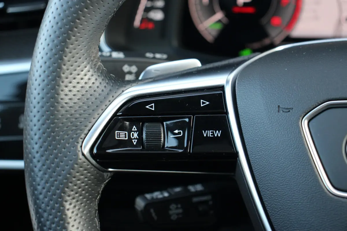 55 TFSIe 367pk quattro Pro Line S Competition | Elektr. Verstlb. Stoelen + Geheugen | Nachtzichtassistent | Adaptieve Cruise Control | Dodehoek Sensor