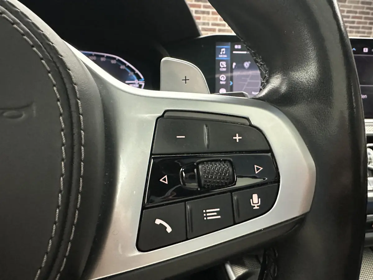 xDrive45e High Executive Pano| Head up| Harman Kardon