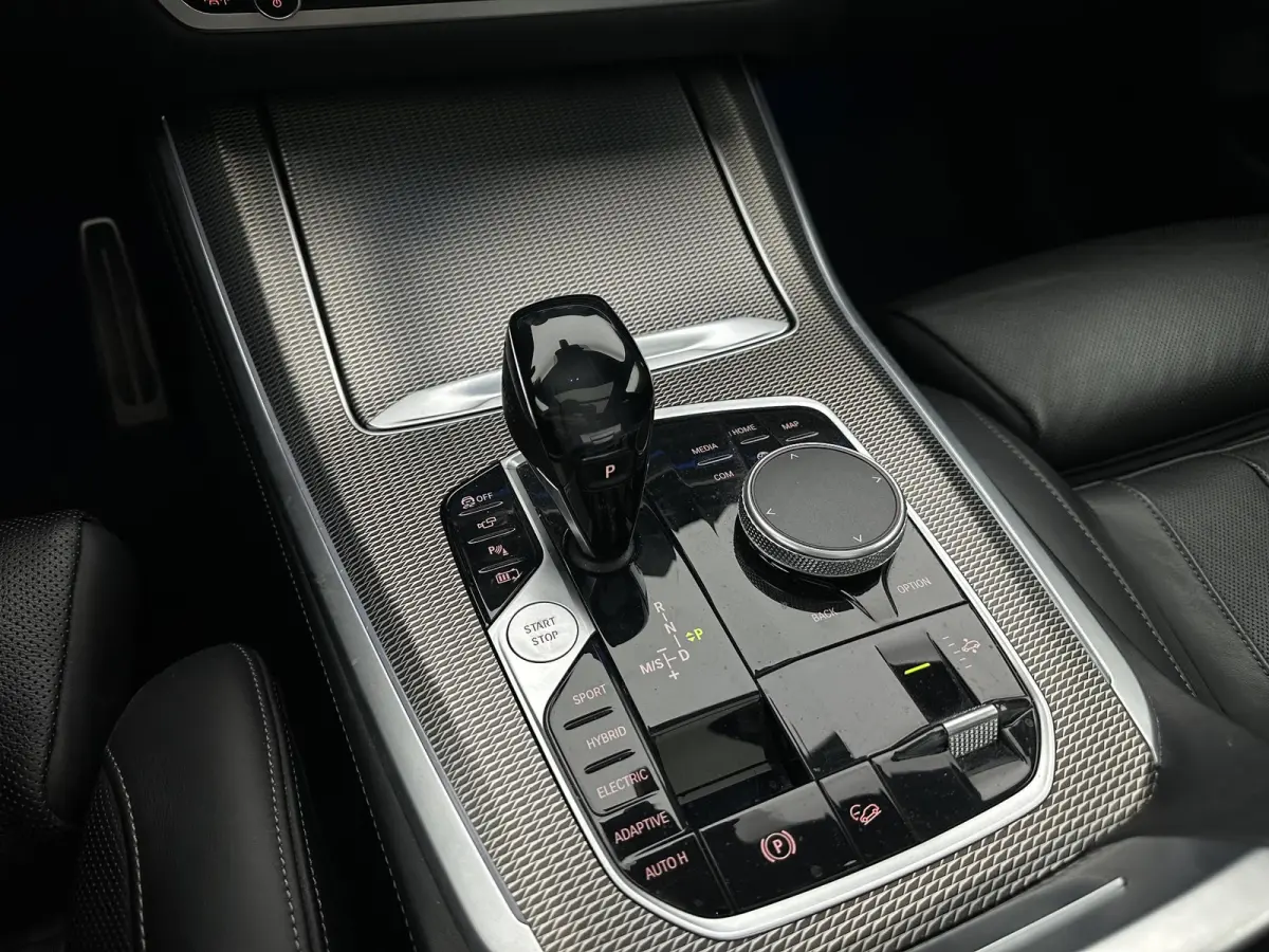 xDrive45e High Executive Pano| Head up| Harman Kardon