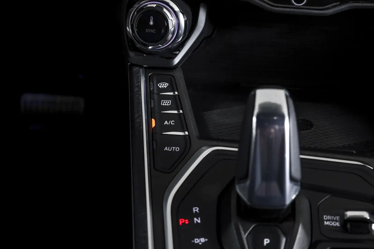 1.5 PHEV 261PK MY23 | Donkere hemel | 360 Camera | 7.4 kWh Boordlader | S/K-panodak | Adapt. Cruise | Memory | Elek. klep | LM 20" | 4143