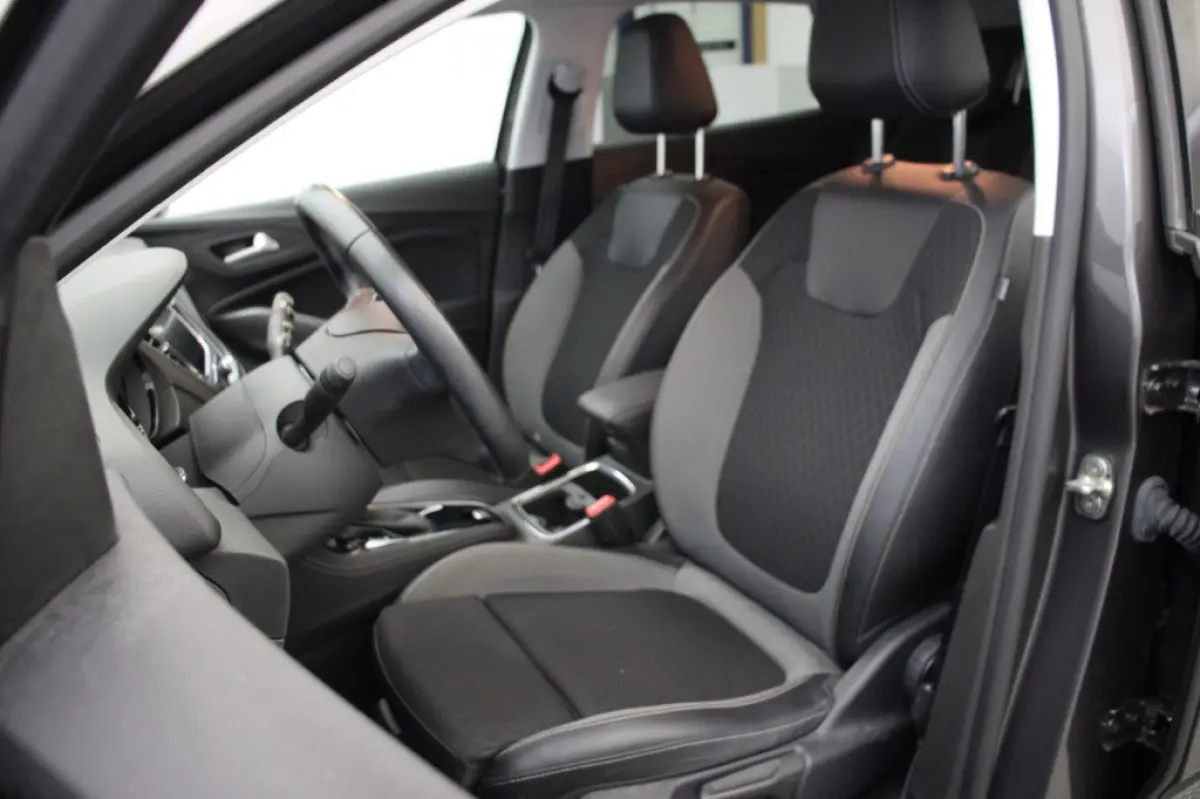 1.2 Turbo Innovation Automaat - Carplay, Camera, Cruise, Clima