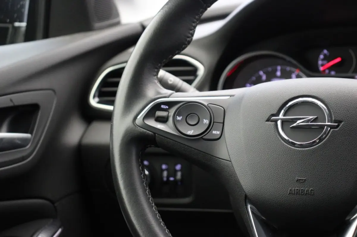 1.2 Turbo Innovation Automaat - Carplay, Camera, Cruise, Clima