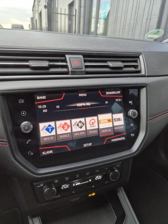 1.0 TSI FR Business Intense|Trekhaak|Camera|Navi|DAB|