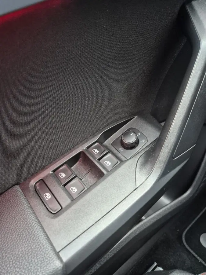 1.0 TSI FR Business Intense|Trekhaak|Camera|Navi|DAB|