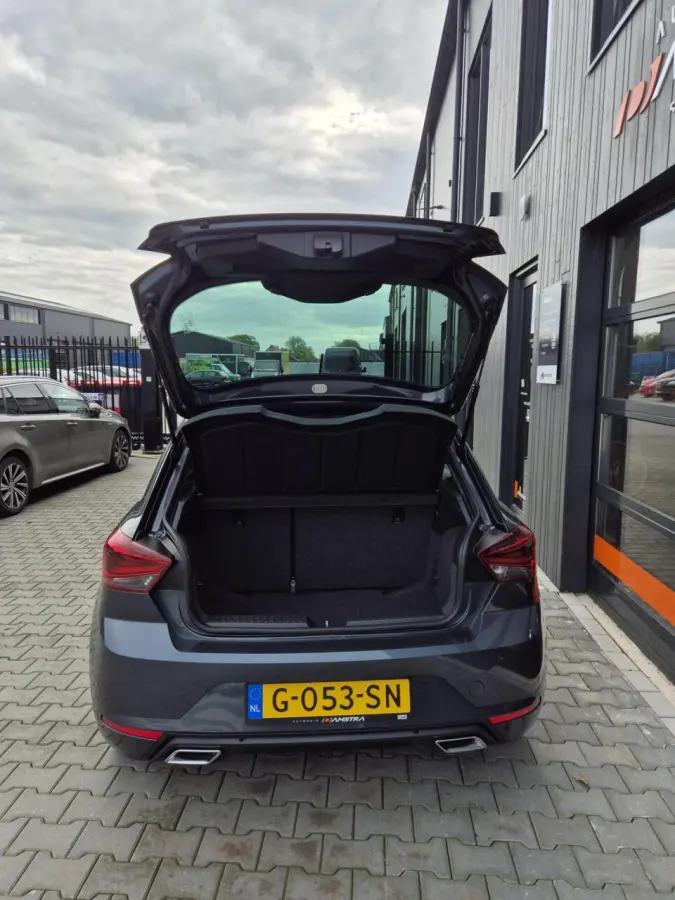 1.0 TSI FR Business Intense|Trekhaak|Camera|Navi|DAB|