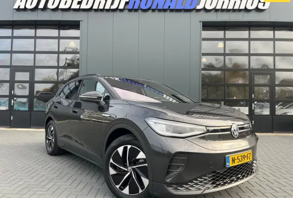First 77 kWh NL.Auto/SOH 93.5%/Alcantara/20"Inch/IQ.Light/Camera/Stoelverw./1Ste Eigenaar/Dealer onderhouden