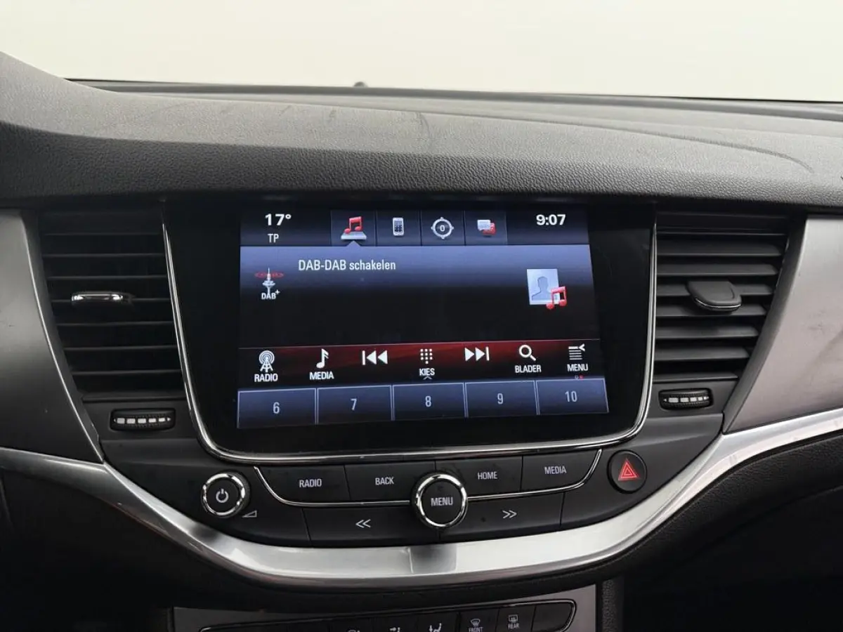 1.0 TURBO Business+ Nav/Camera/Led/4S.Banden