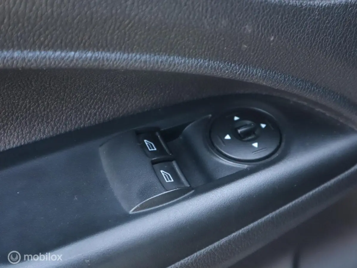 1.5 TDCI L2 H1 3 Zits|Schuifdeur|Navigatie|Camera|Trekhaak|Parkeersensoren|Side Bar