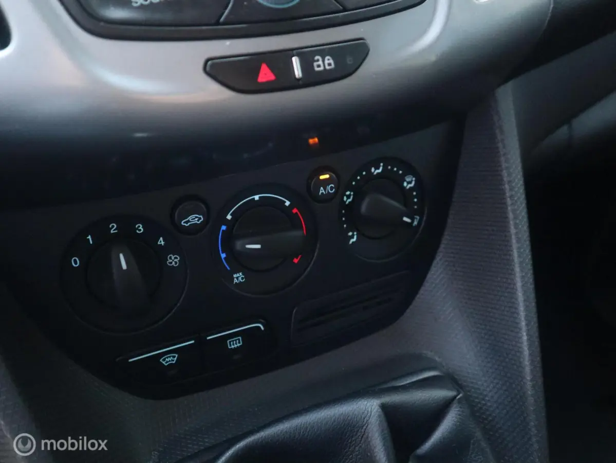 1.5 TDCI L2 H1 3 Zits|Schuifdeur|Navigatie|Camera|Trekhaak|Parkeersensoren|Side Bar
