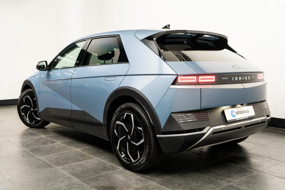 Connect 77.4 kWh 217pk | Warmtepomp | Batterijverwarming | Elektrische stoelen | Camera | Carplay | Adaptive cruise controle | Dodehoek detectie | Elektrische achterklep | Stoelverwarming