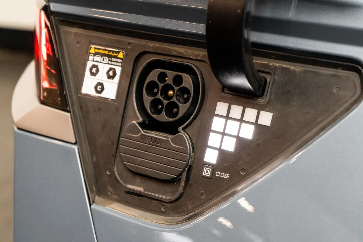 Connect 77.4 kWh 217pk | Warmtepomp | Batterijverwarming | Elektrische stoelen | Camera | Carplay | Adaptive cruise controle | Dodehoek detectie | Elektrische achterklep | Stoelverwarming