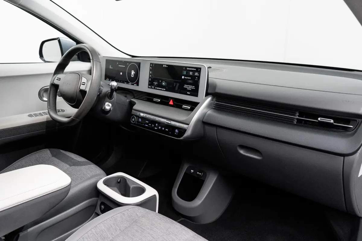 Connect 77.4 kWh 217pk | Warmtepomp | Batterijverwarming | Elektrische stoelen | Camera | Carplay | Adaptive cruise controle | Dodehoek detectie | Elektrische achterklep | Stoelverwarming