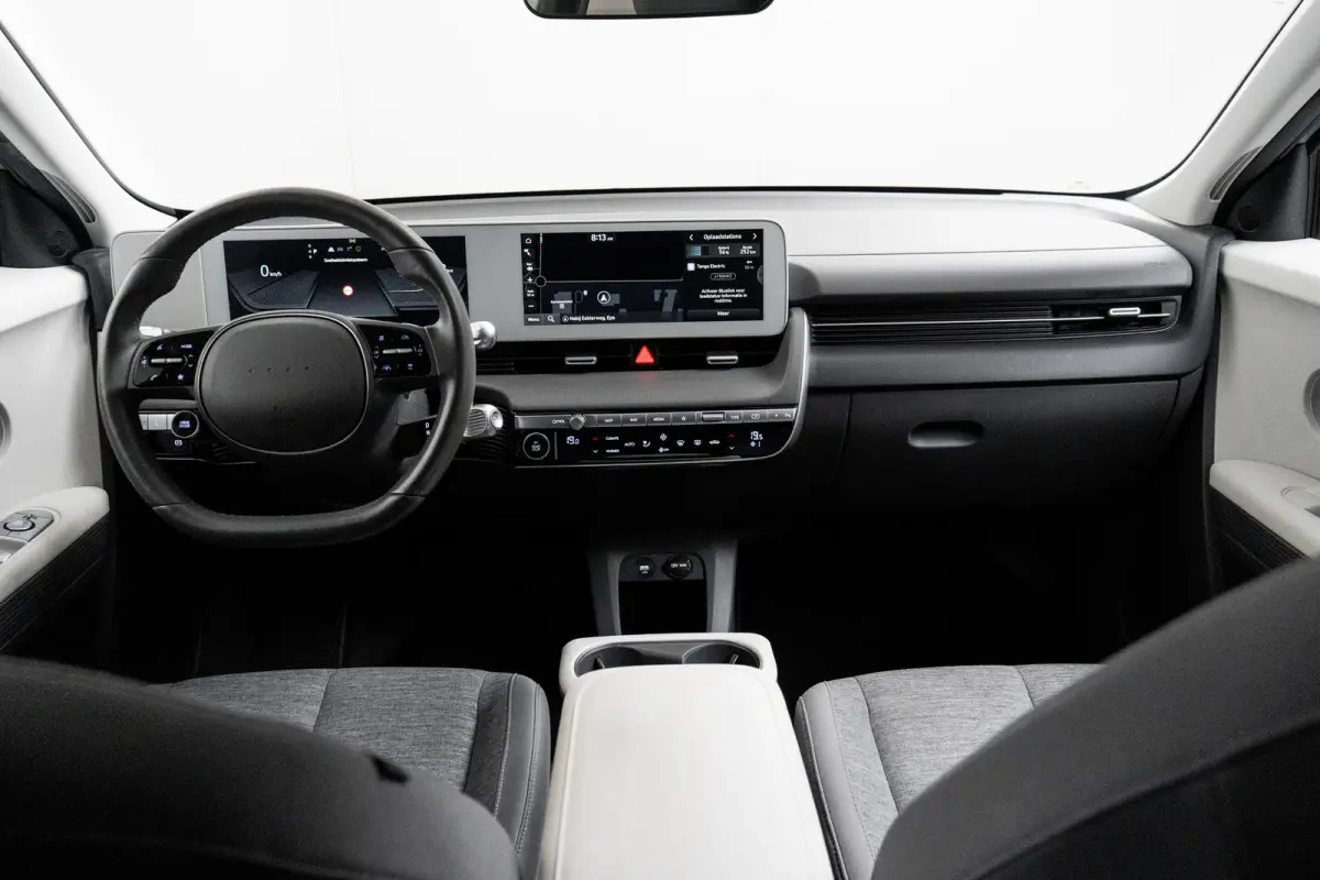 Connect 77.4 kWh 217pk | Warmtepomp | Batterijverwarming | Elektrische stoelen | Camera | Carplay | Adaptive cruise controle | Dodehoek detectie | Elektrische achterklep | Stoelverwarming