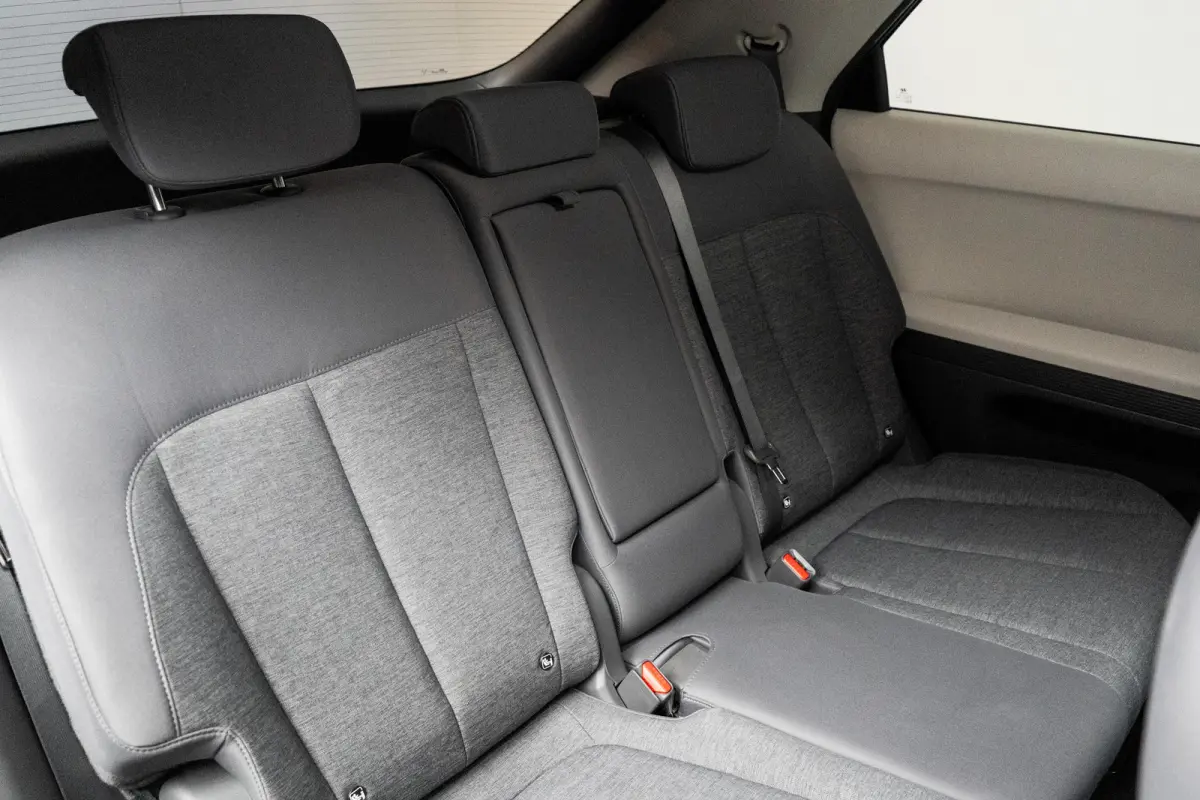 Connect 77.4 kWh 217pk | Warmtepomp | Batterijverwarming | Elektrische stoelen | Camera | Carplay | Adaptive cruise controle | Dodehoek detectie | Elektrische achterklep | Stoelverwarming