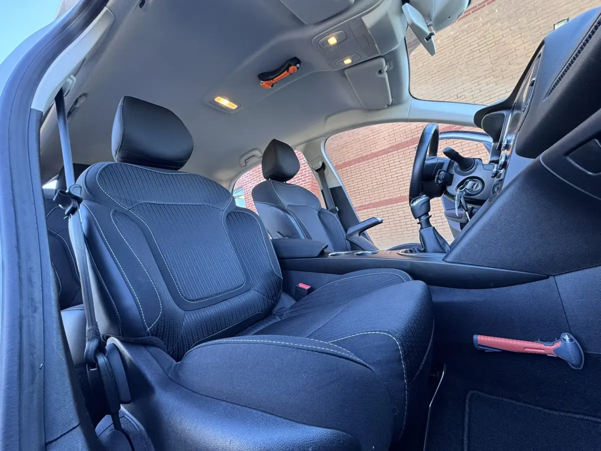 1.5 Blue dCi Limited, Euro 6, Marge, Apple Carplay