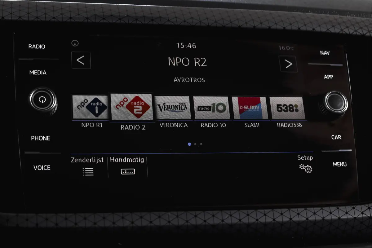1.0 TSI 116 PK Style | Trekhaak | Dig. Cockpit | Adapt. Cruise | Stoelverw. | PDC | NAV | ECC | LM 17" |