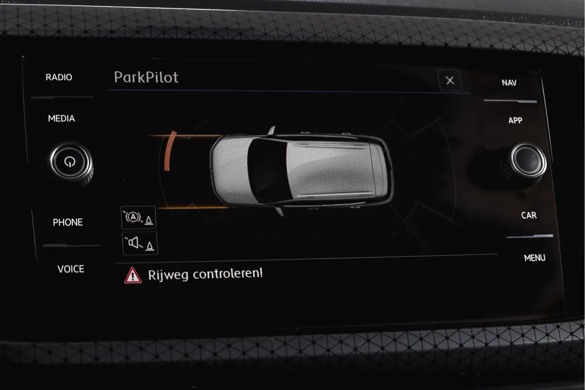 1.0 TSI 116 PK Style | Trekhaak | Dig. Cockpit | Adapt. Cruise | Stoelverw. | PDC | NAV | ECC | LM 17" |