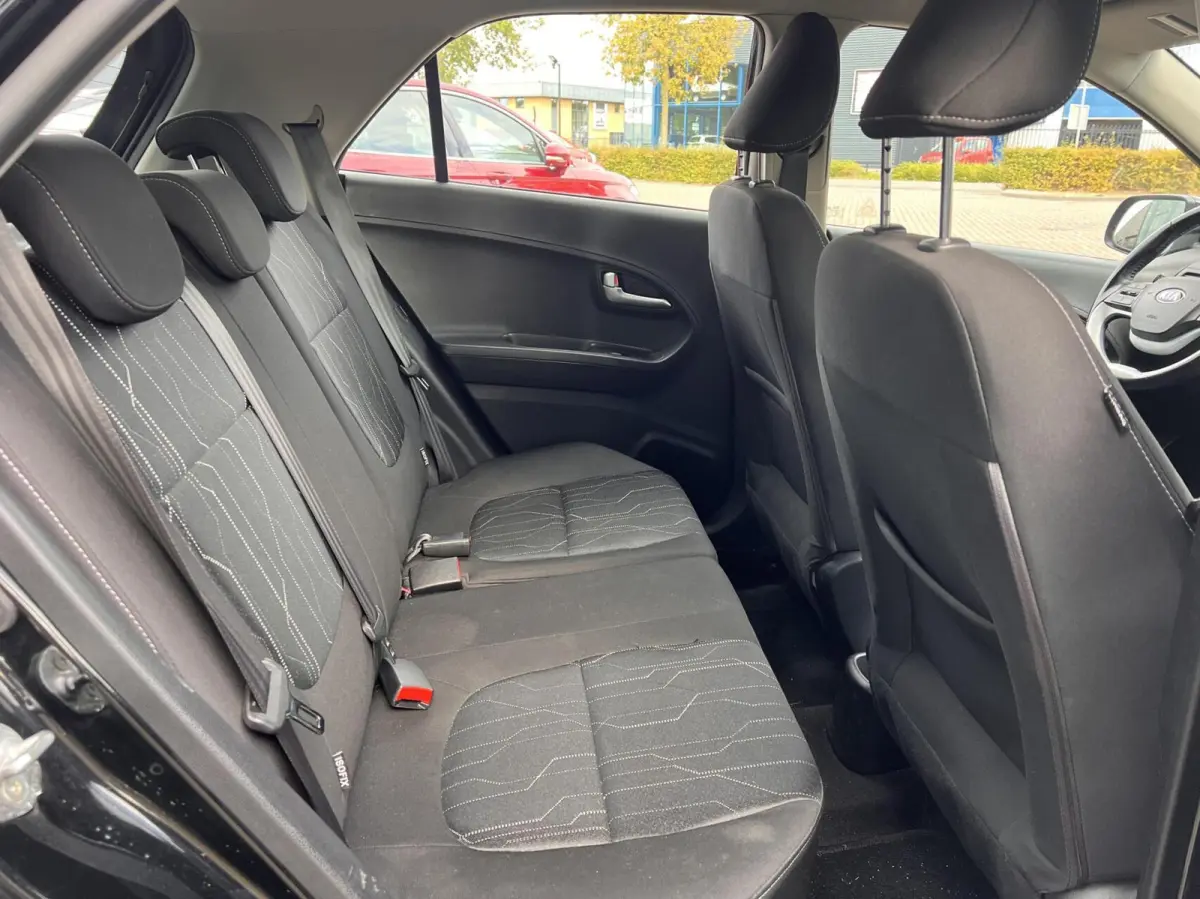 1.0 CVVT DynamicLine Airco Cruise Stoelverw. NAP