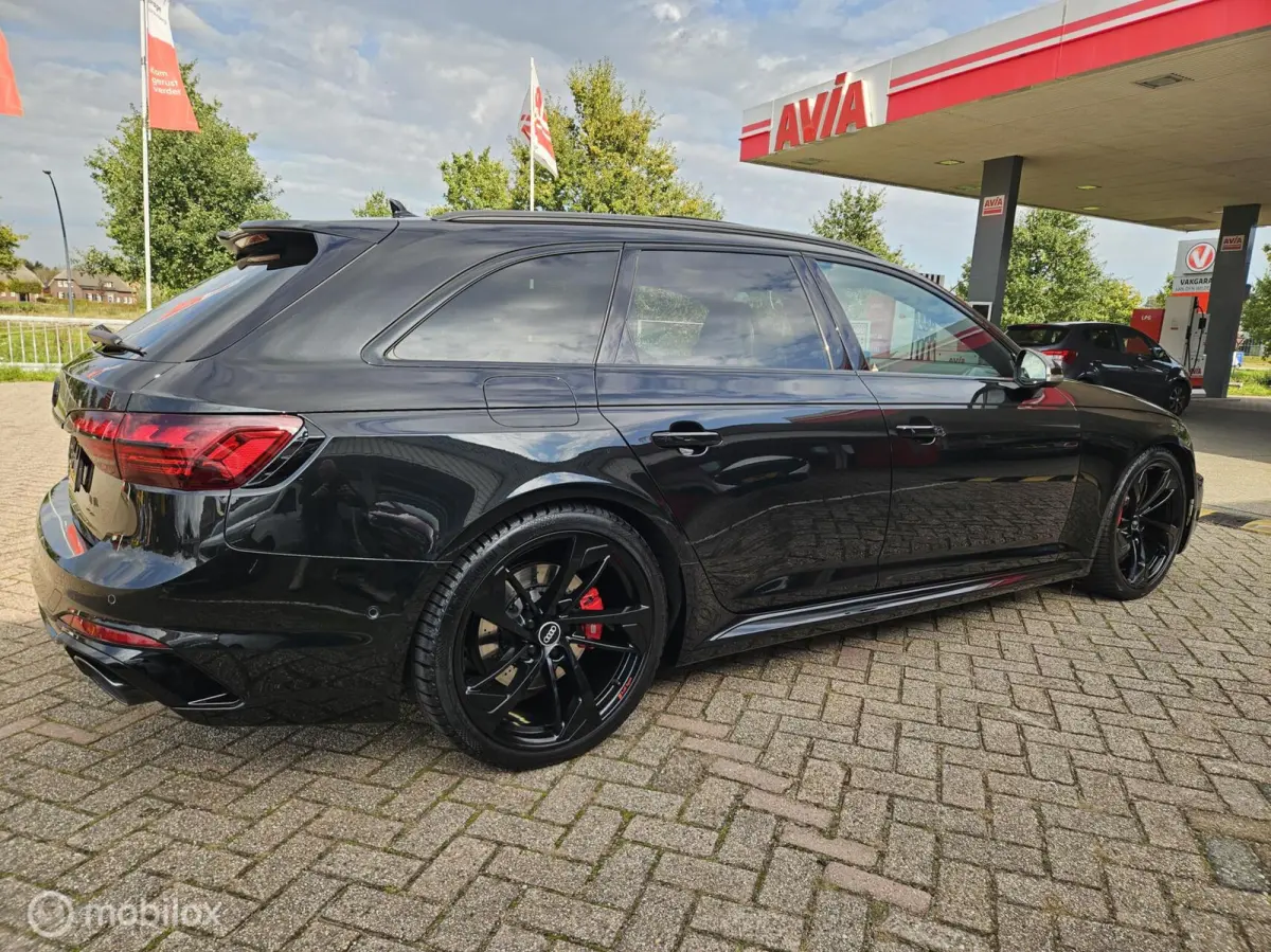 2.9 TFSI RS 4 quattro