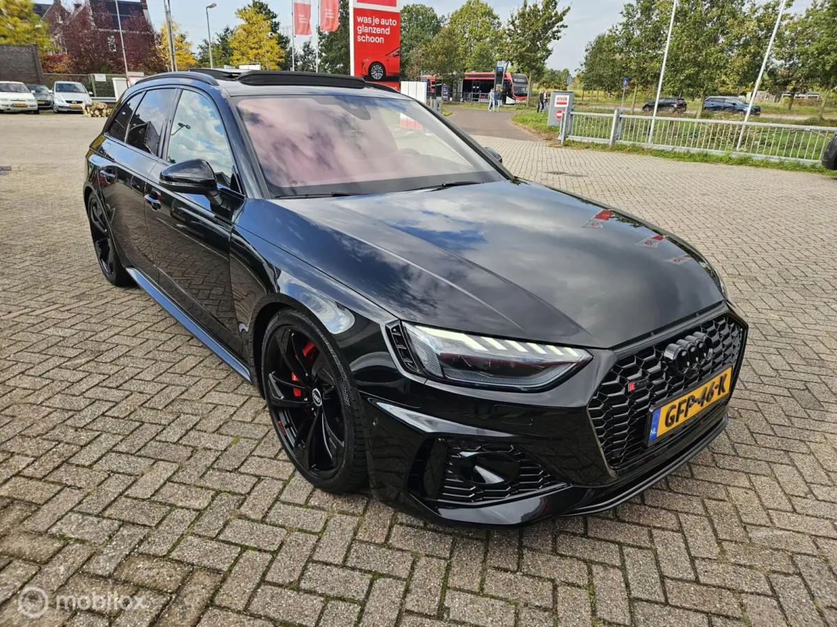 2.9 TFSI RS 4 quattro