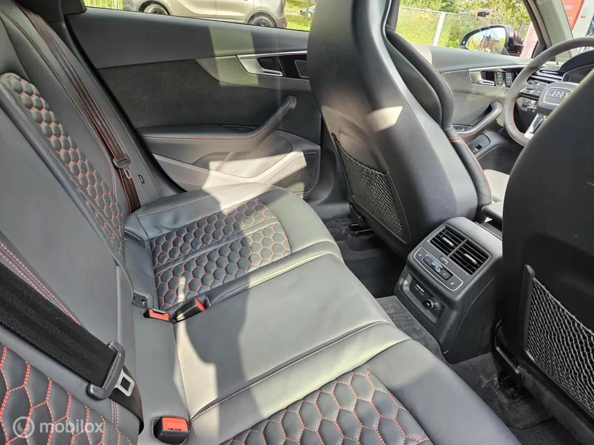2.9 TFSI RS 4 quattro