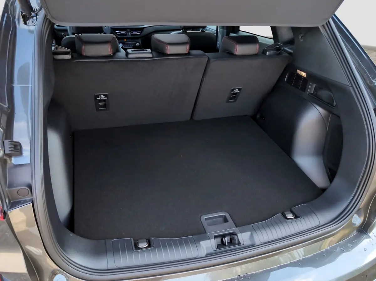 2.5 PHEV ST-Line X | 20"LM-Velgen | Adaptieve Matrix LED | Trekhaak | Panoramadak | 12-weg AGR stoelen