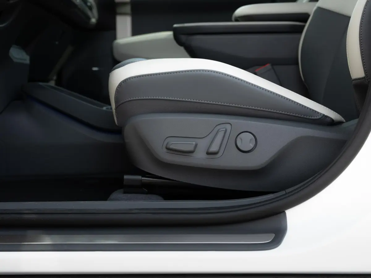 GT-Line 81.4 kWh | Schuif-/kanteldak | Harman/kardon | Navigatie | Stoel en stuur verwarming |