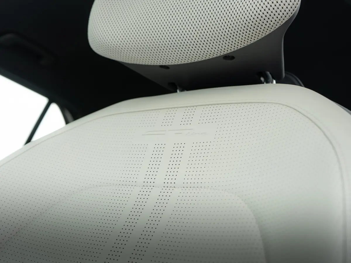 GT-Line 81.4 kWh | Schuif-/kanteldak | Harman/kardon | Navigatie | Stoel en stuur verwarming |