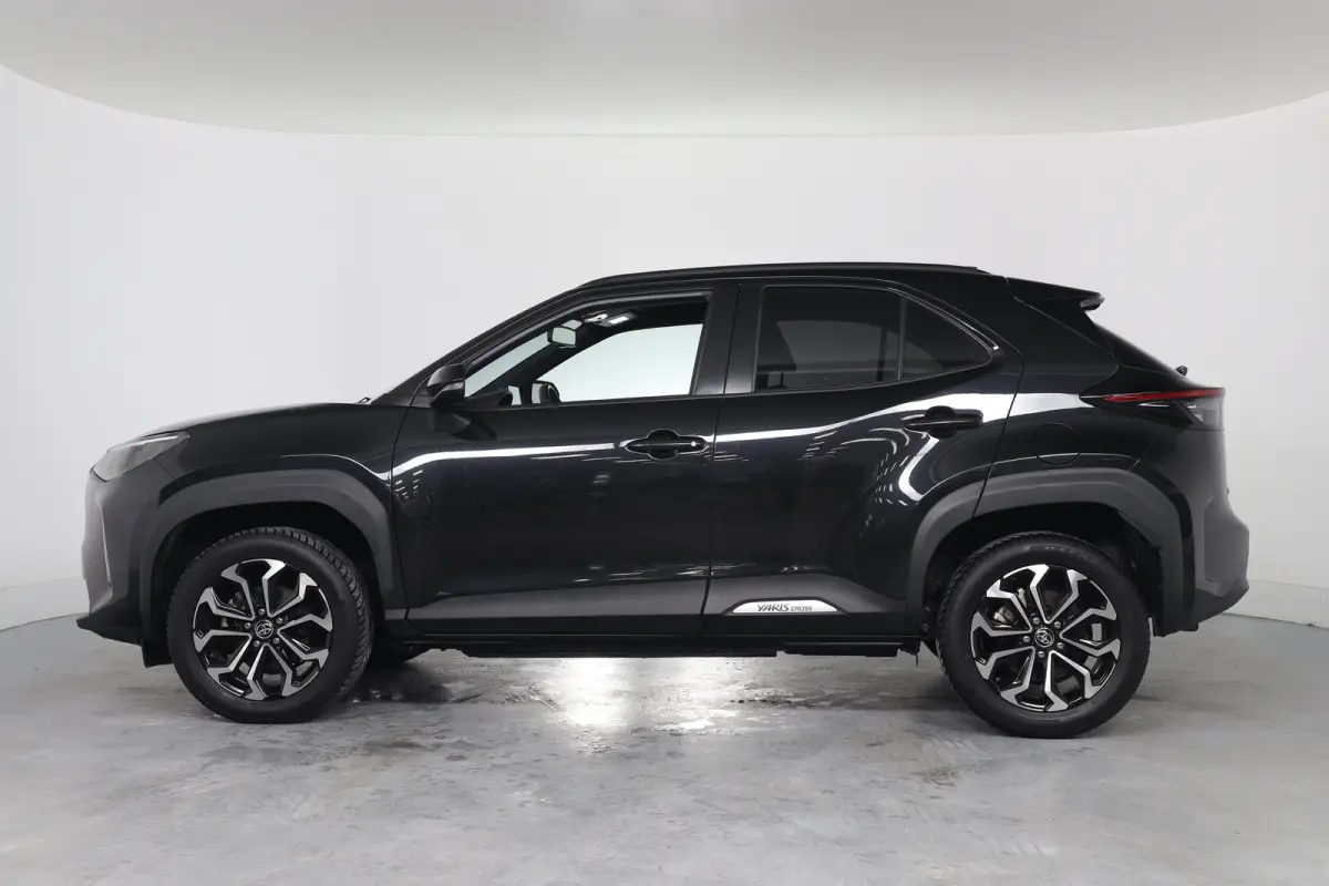 1.5 Hybrid 115 Dynamic | 1e Eigenaar! | LED | Stoel/Stuurverwarming | Clima | Camera | Cruise Adaptive | Parkeersensoren V+A | BLIS | Lichtmetalen Velgen