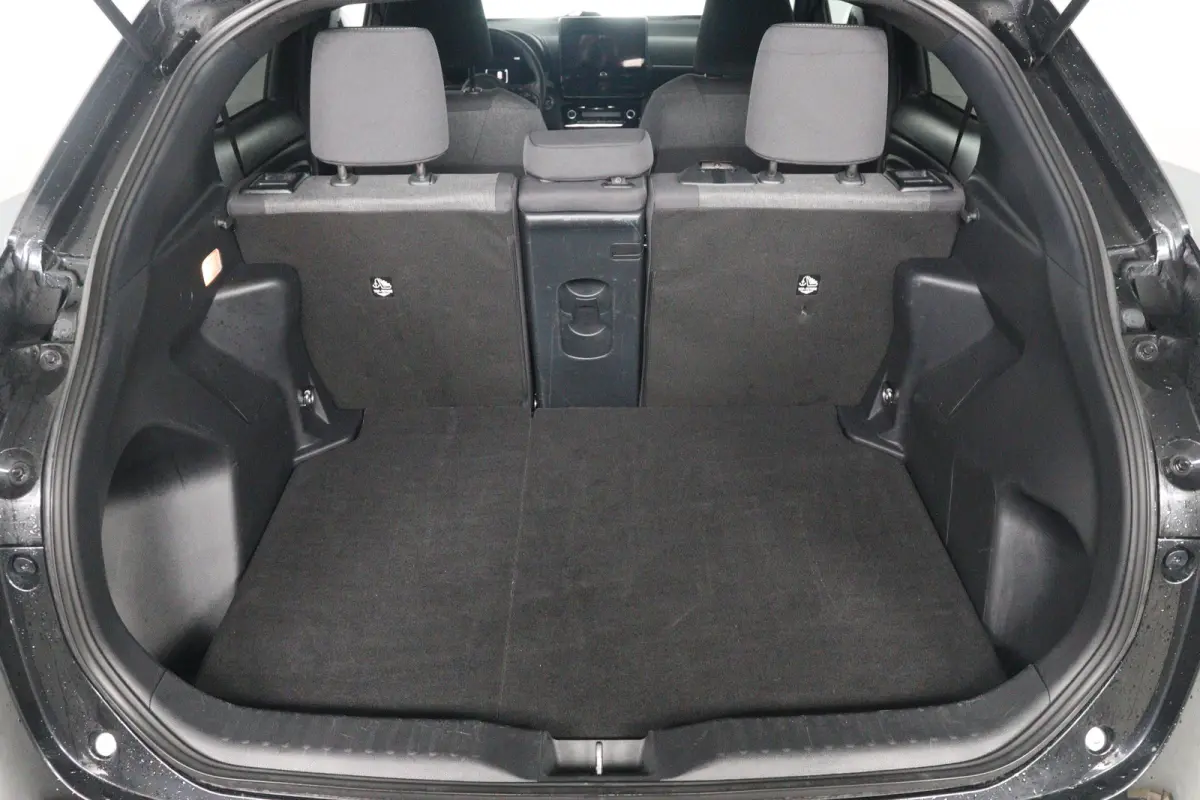 1.5 Hybrid 115 Dynamic | 1e Eigenaar! | LED | Stoel/Stuurverwarming | Clima | Camera | Cruise Adaptive | Parkeersensoren V+A | BLIS | Lichtmetalen Velgen