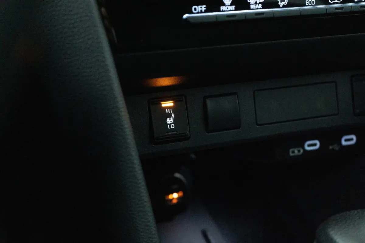 1.5 Hybrid 115 Dynamic | 1e Eigenaar! | LED | Stoel/Stuurverwarming | Clima | Camera | Cruise Adaptive | Parkeersensoren V+A | BLIS | Lichtmetalen Velgen