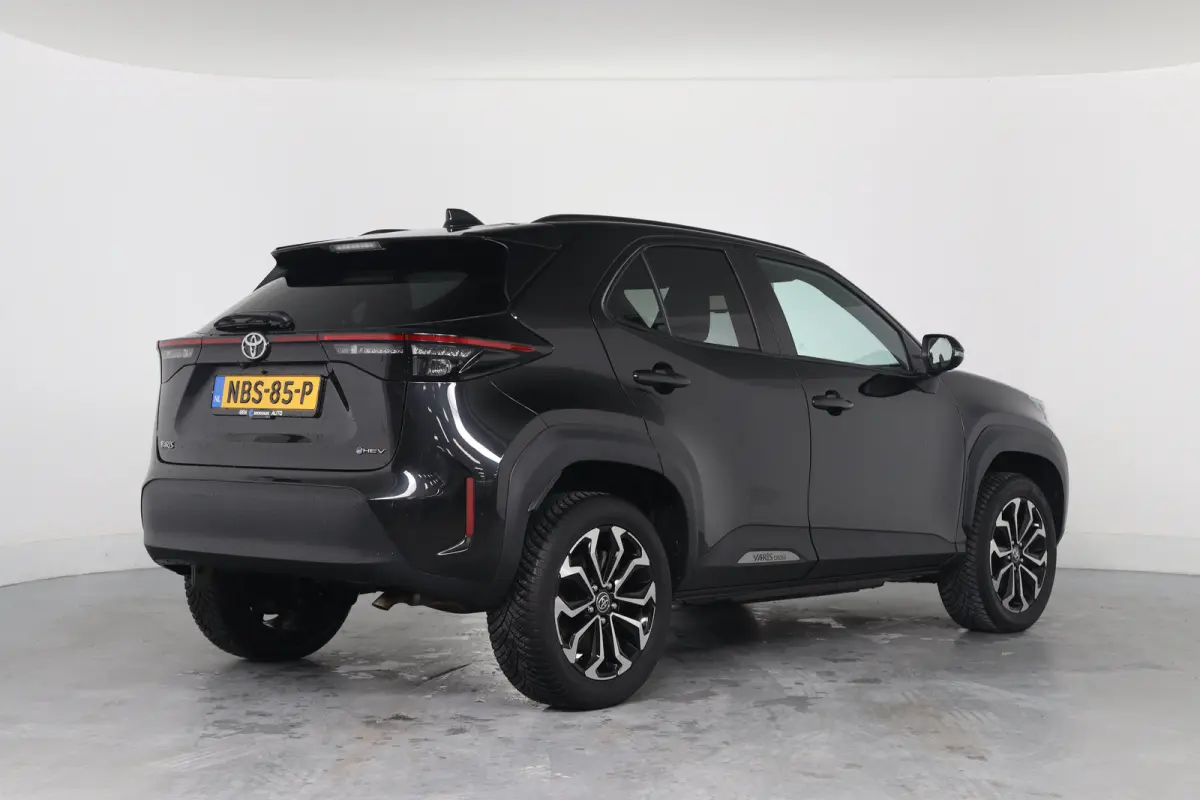 1.5 Hybrid 115 Dynamic | 1e Eigenaar! | LED | Stoel/Stuurverwarming | Clima | Camera | Cruise Adaptive | Parkeersensoren V+A | BLIS | Lichtmetalen Velgen