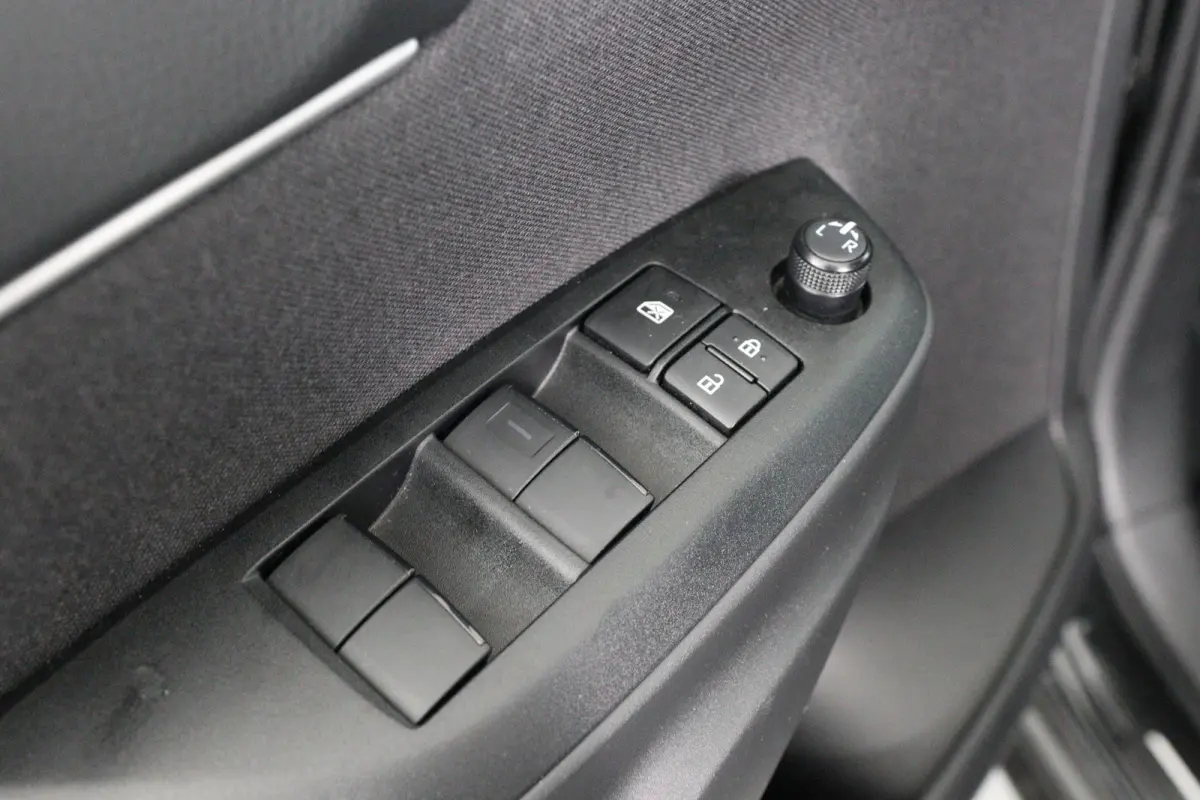 1.5 Hybrid 115 Dynamic | 1e Eigenaar! | LED | Stoel/Stuurverwarming | Clima | Camera | Cruise Adaptive | Parkeersensoren V+A | BLIS | Lichtmetalen Velgen