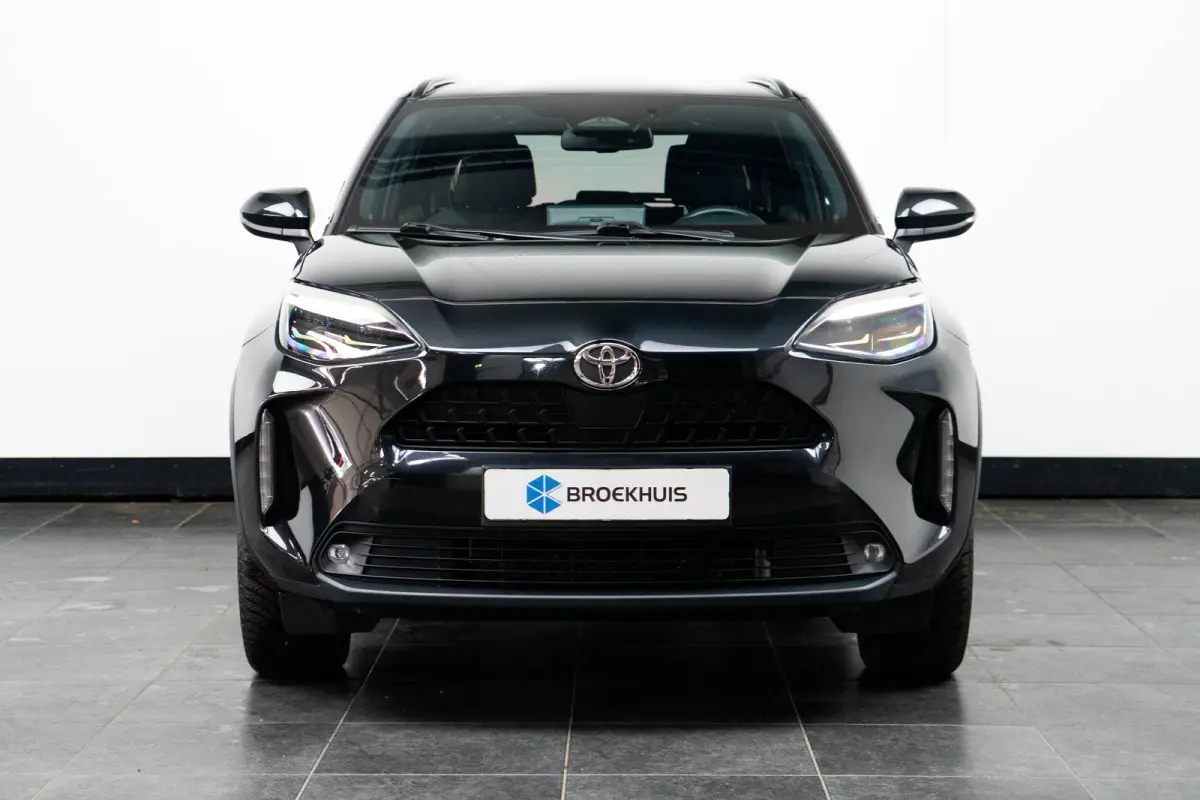 1.5 Hybrid 115 Dynamic | 1e Eigenaar! | LED | Stoel/Stuurverwarming | Clima | Camera | Cruise Adaptive | Parkeersensoren V+A | BLIS | Lichtmetalen Velgen