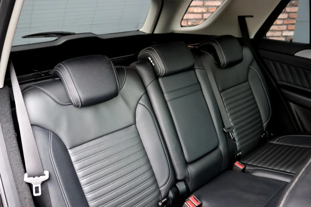 400 4MATIC AMG Line | Distronic+ | Luchtvering | Schuifdak | Trekhaak | Nappa-Leder | Surround Camera | Sfeerverlichting | Stoelverwarming | Dodehoekassistent |