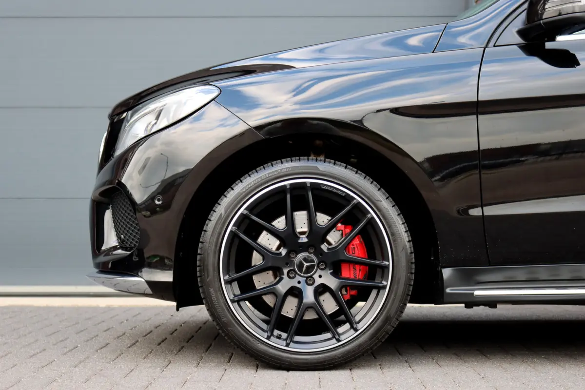 400 4MATIC AMG Line | Distronic+ | Luchtvering | Schuifdak | Trekhaak | Nappa-Leder | Surround Camera | Sfeerverlichting | Stoelverwarming | Dodehoekassistent |