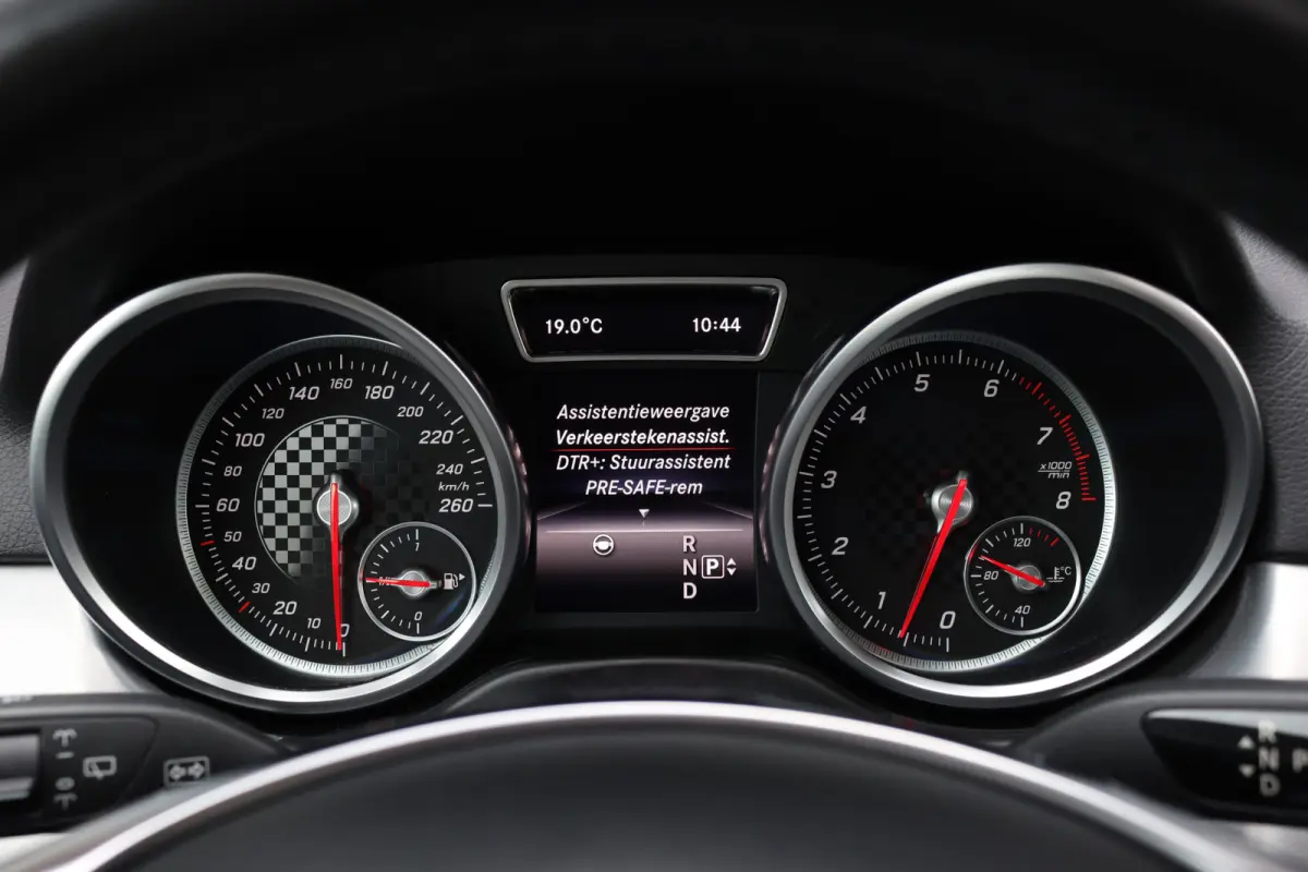 400 4MATIC AMG Line | Distronic+ | Luchtvering | Schuifdak | Trekhaak | Nappa-Leder | Surround Camera | Sfeerverlichting | Stoelverwarming | Dodehoekassistent |