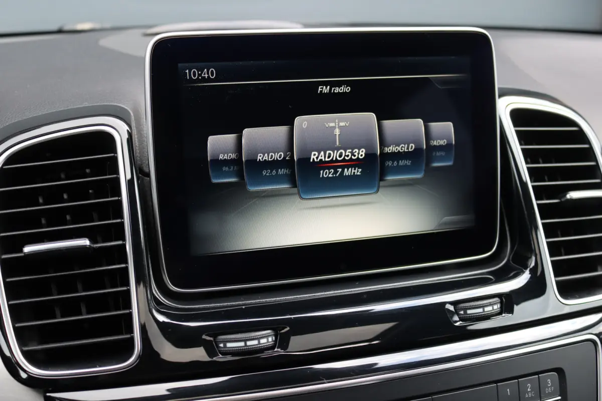 400 4MATIC AMG Line | Distronic+ | Luchtvering | Schuifdak | Trekhaak | Nappa-Leder | Surround Camera | Sfeerverlichting | Stoelverwarming | Dodehoekassistent |