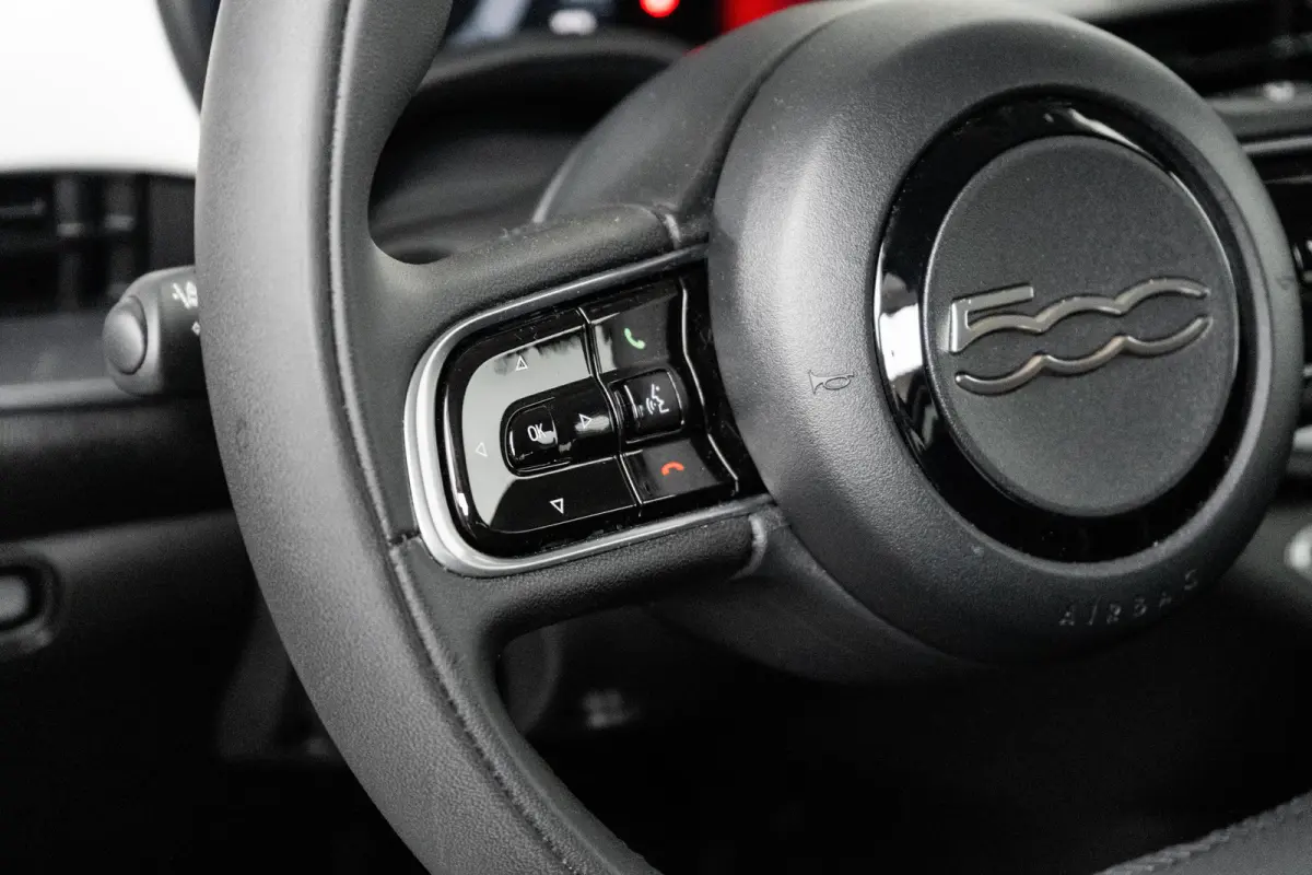 Icon 42 kWh 120 pk | Apple Carplay | Cruise control | Parkeersensoren |