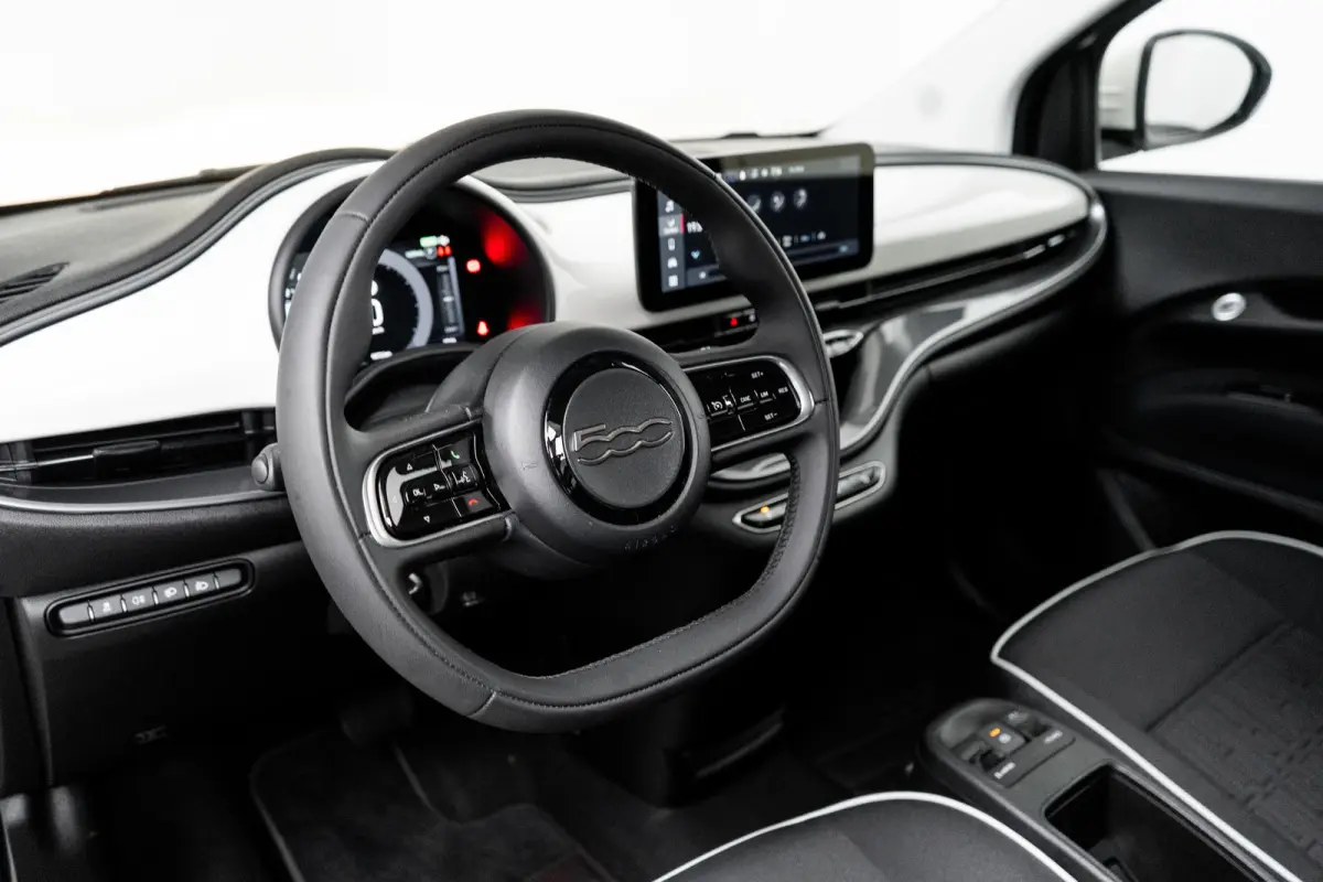 Icon 42 kWh 120 pk | Apple Carplay | Cruise control | Parkeersensoren |