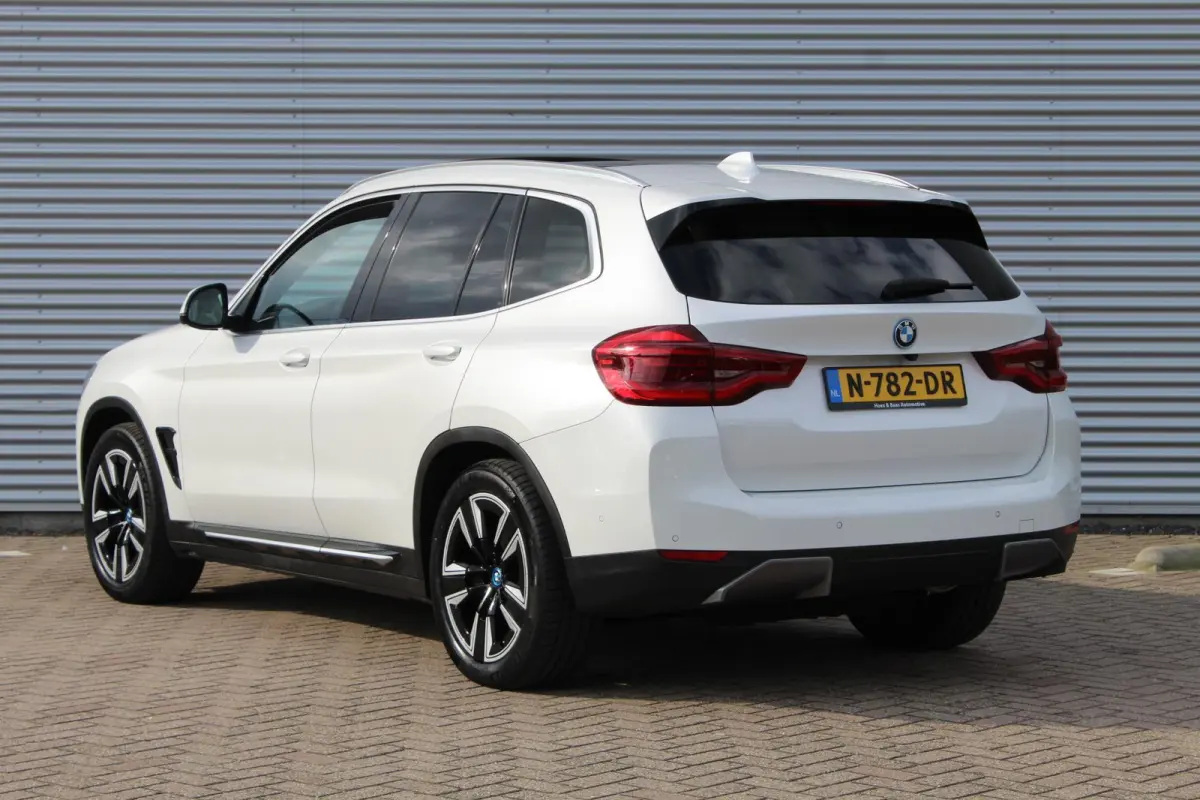 Executive 80 kWh Pano/Harman Kardon/Memory/Trekhaak