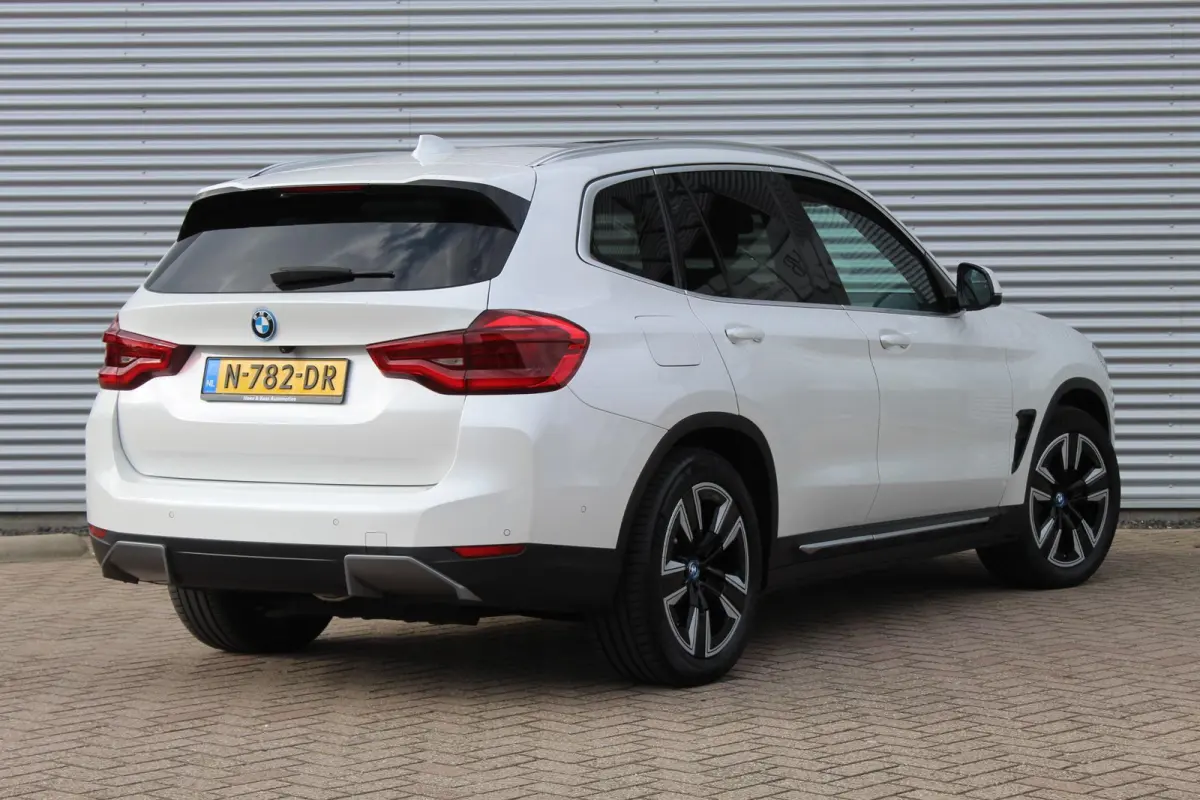 Executive 80 kWh Pano/Harman Kardon/Memory/Trekhaak
