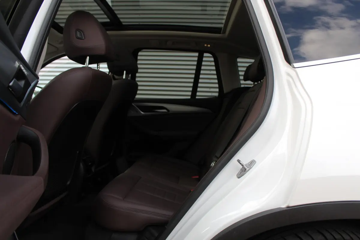 Executive 80 kWh Pano/Harman Kardon/Memory/Trekhaak