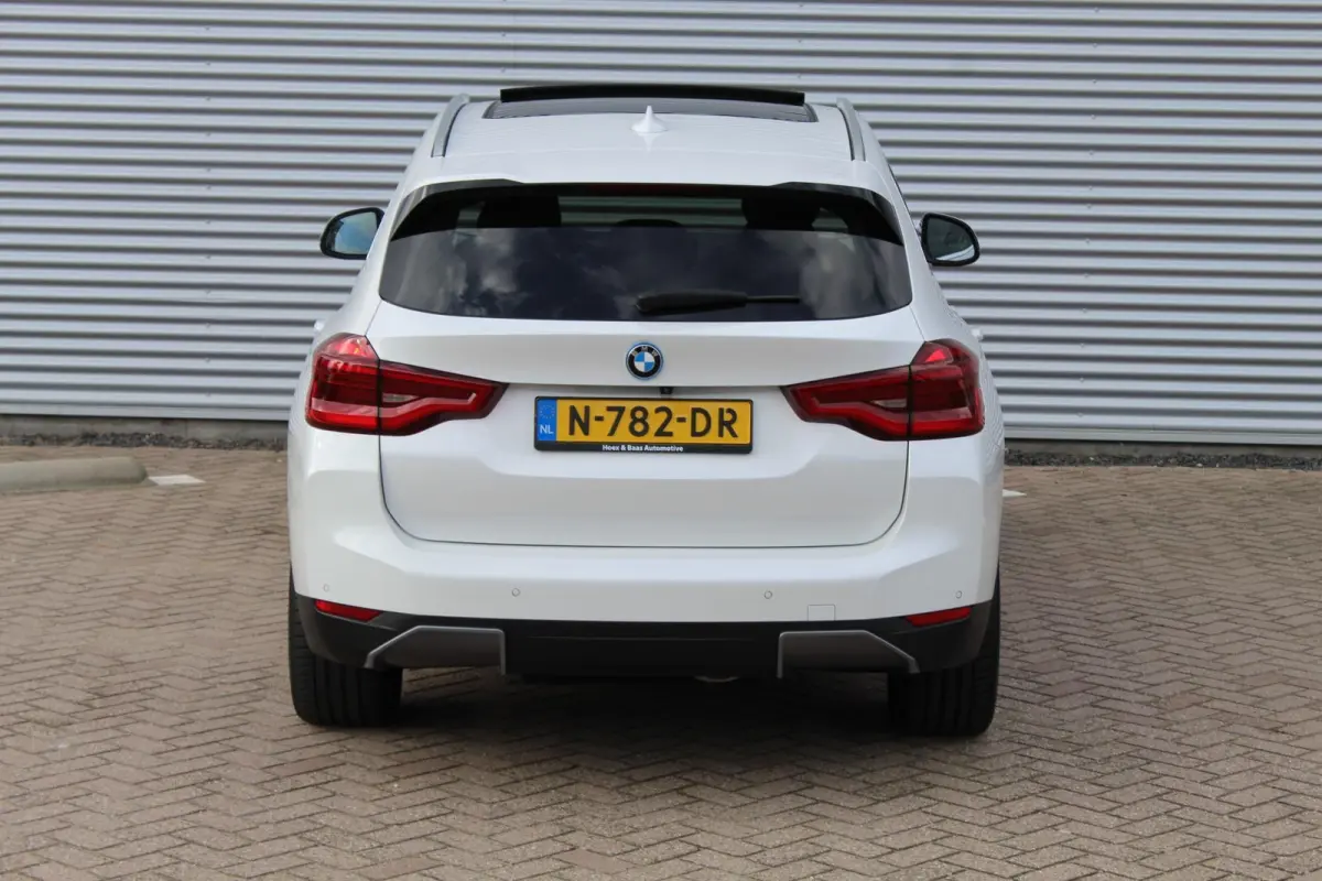 Executive 80 kWh Pano/Harman Kardon/Memory/Trekhaak