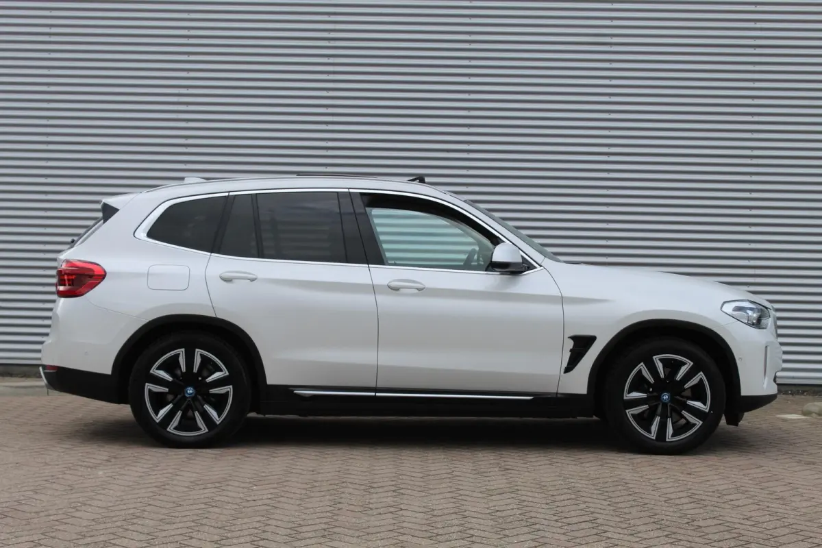 Executive 80 kWh Pano/Harman Kardon/Memory/Trekhaak