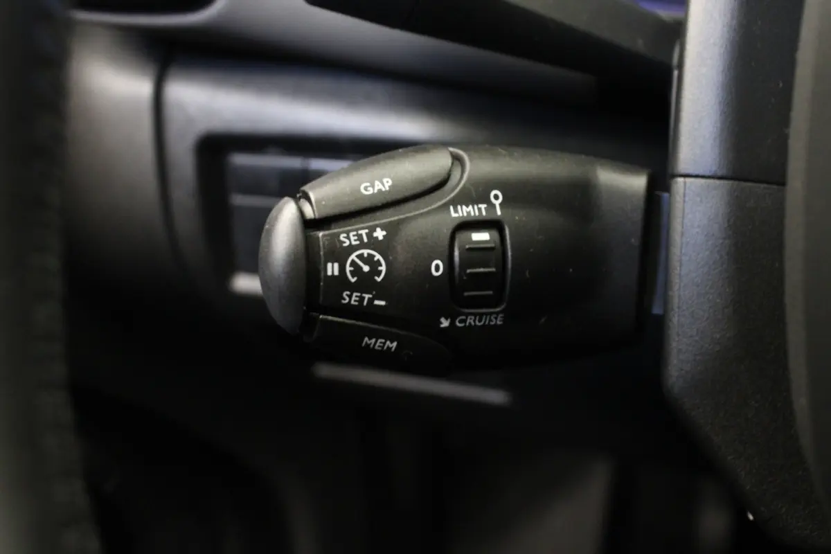 1.2 PureTech Business Plus |Camera|Navi|