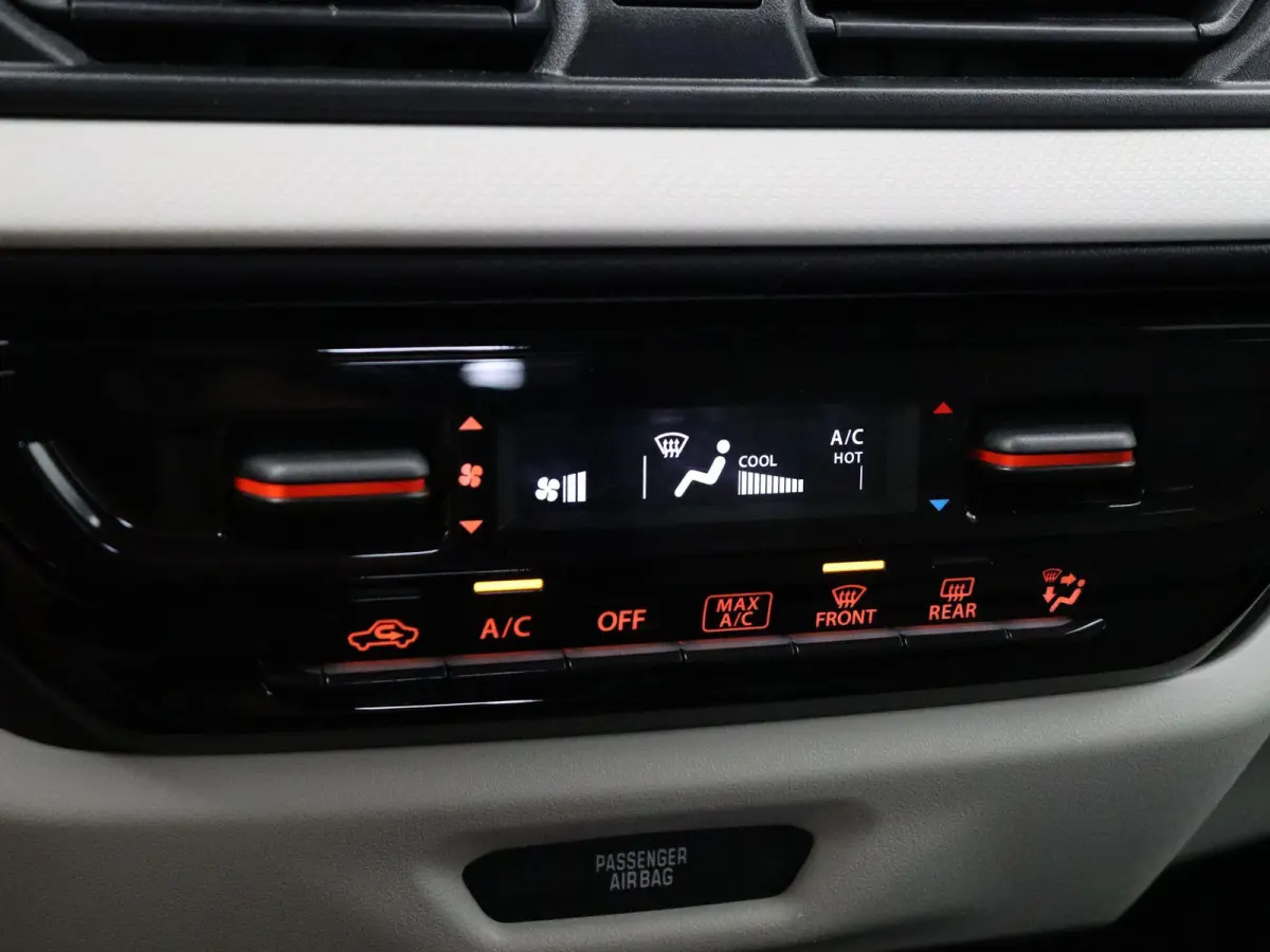 1.2 Comfort Smart Hybrid | Stoelverwarming | Achteruitrijcamera | Cruise Control Adaptief | Keyless Entry |