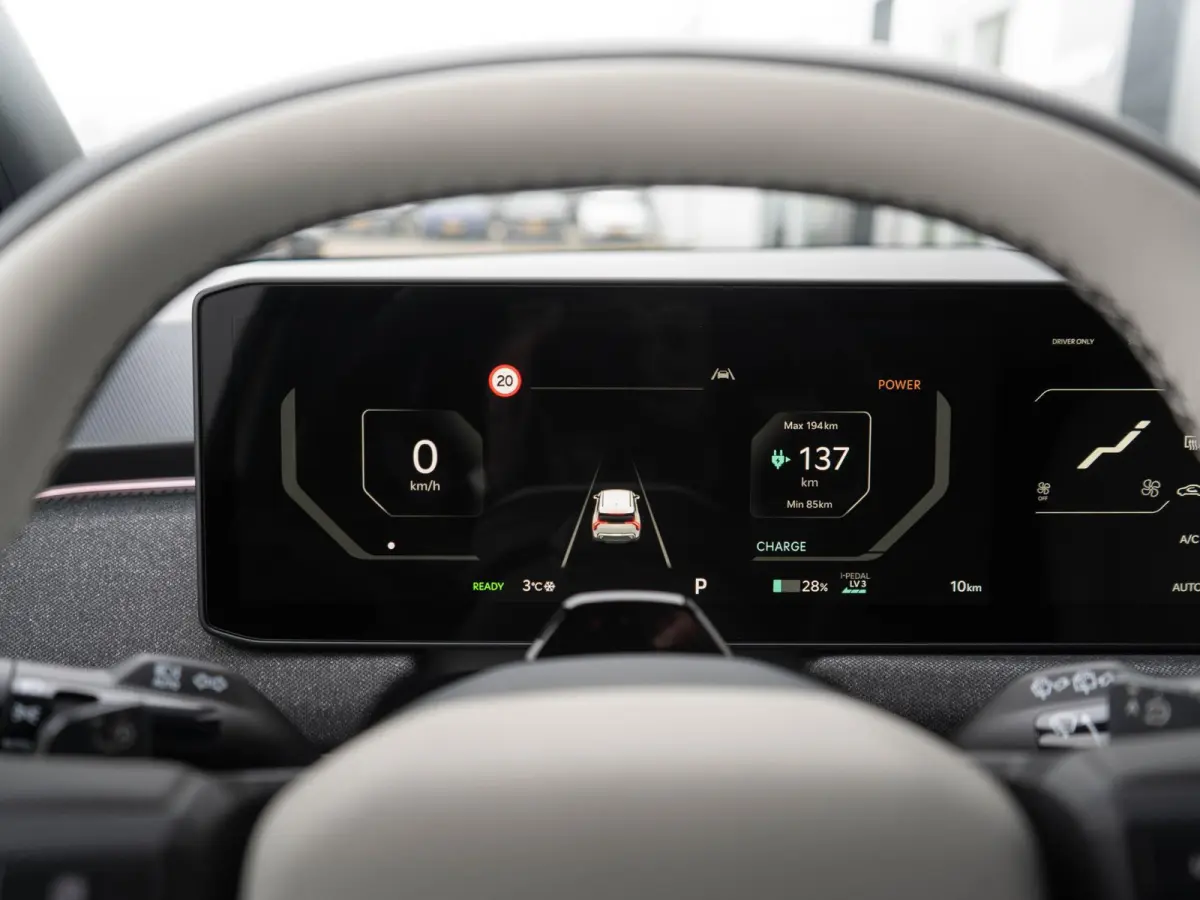 GT-Line Business Edition 81.4 kWh | Stoel en stuur verwarming | Carplay/android auto |